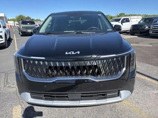 2025 Kia Carnival MPV LXS
