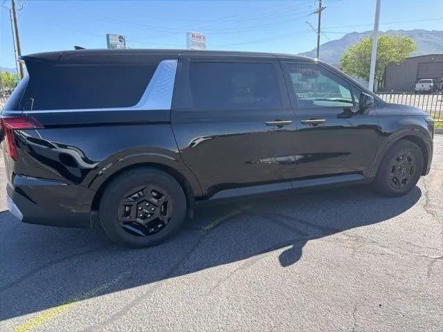 2025 Kia Carnival MPV LXS