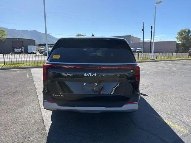2025 Kia Carnival MPV LXS