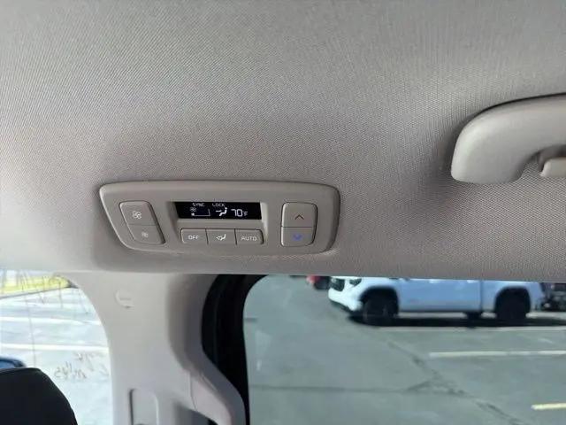 2025 Kia Carnival MPV LXS