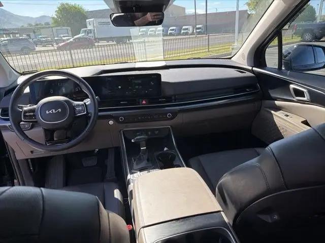 2025 Kia Carnival MPV LXS