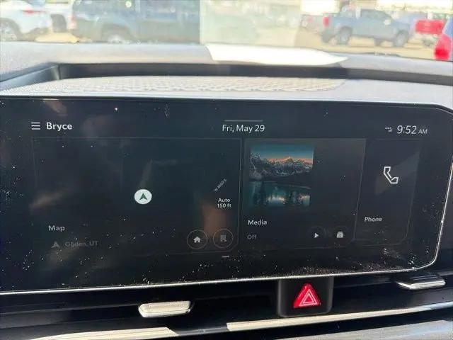 2025 Kia Carnival MPV LXS