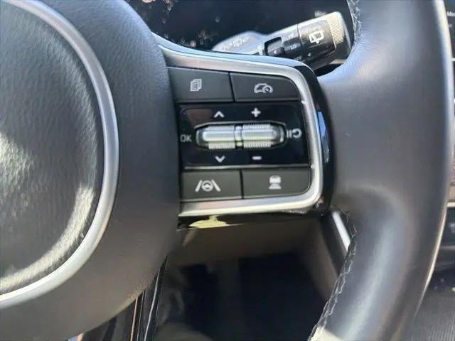 2025 Kia Carnival MPV LXS