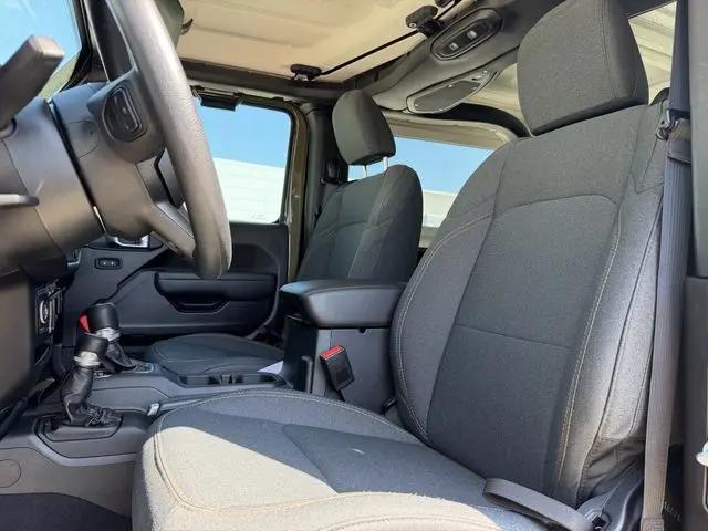 2025 Jeep Wrangler 2-Door Sport 4x4
