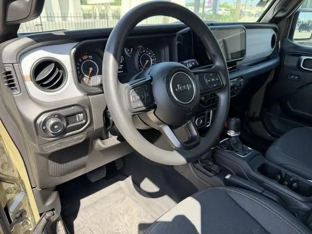 2025 Jeep Wrangler 2-Door Sport 4x4