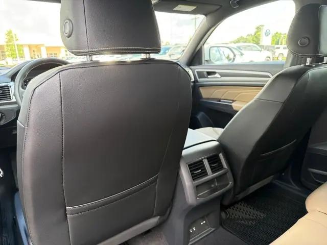 2023 Volkswagen Atlas Cross Sport 2.0T SE w/Technology