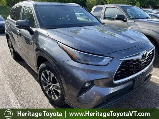 2023 Toyota Highlander XLE for sale in Burlington, VT