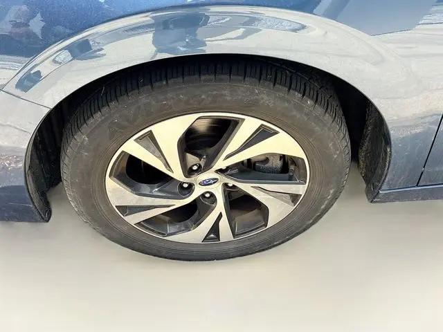 2022 Subaru Legacy 2.5i