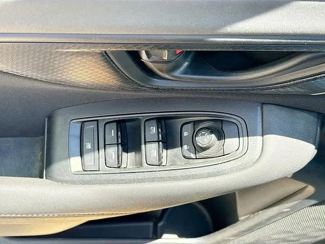 2022 Subaru Legacy 2.5i