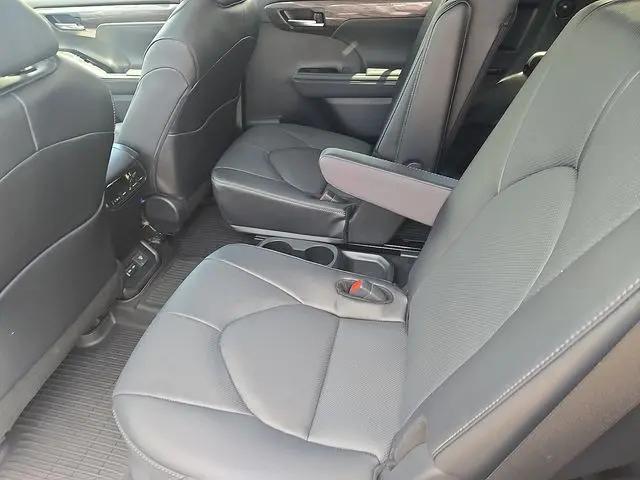 2026 Toyota Highlander Limited