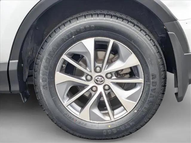 2016 Toyota RAV4 Hybrid XLE