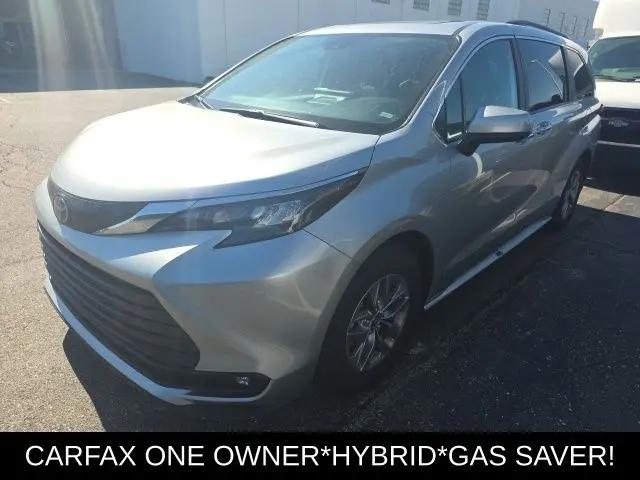 2025 Toyota Sienna XLE for sale in Avon, IN