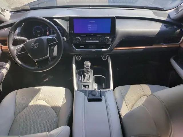 2024 Toyota Grand Highlander Limited