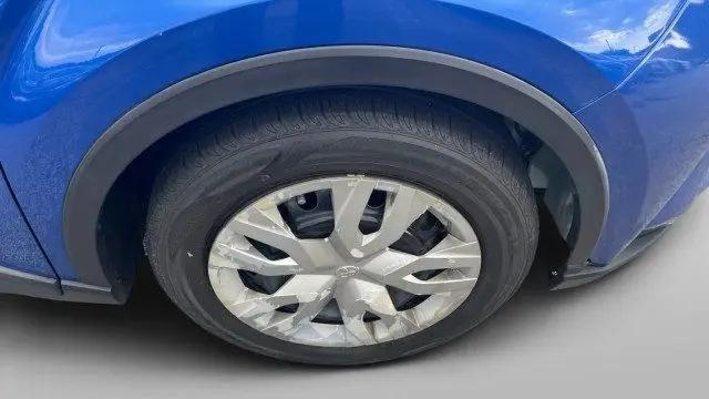 2020 Toyota C-HR LE