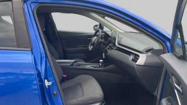 2020 Toyota C-HR LE