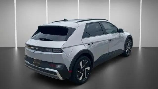 2025 Hyundai IONIQ 5 SEL