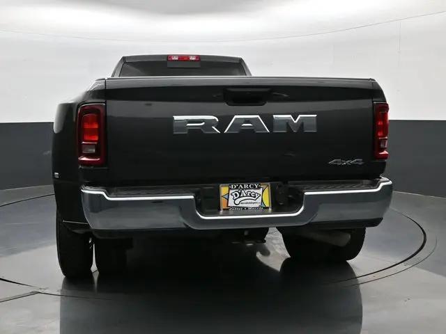 2025 Ram 3500 Tradesman Crew Cab 4x4 8' Box