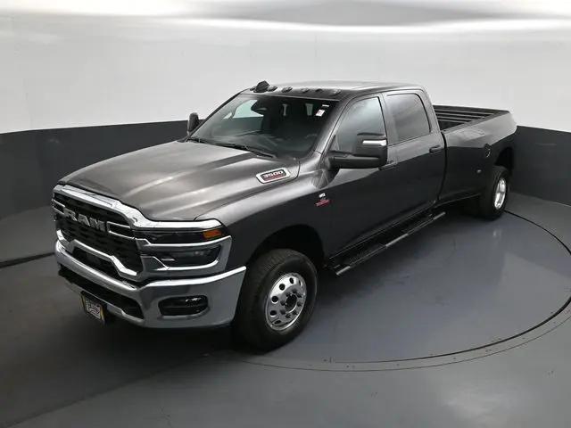 2025 Ram 3500 Tradesman Crew Cab 4x4 8' Box