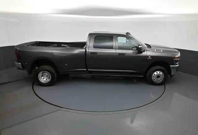 2025 Ram 3500 Tradesman Crew Cab 4x4 8' Box