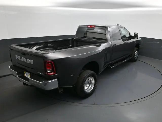 2025 Ram 3500 Tradesman Crew Cab 4x4 8' Box