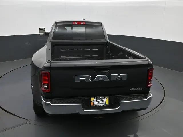 2025 Ram 3500 Tradesman Crew Cab 4x4 8' Box