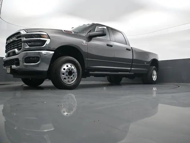 2025 Ram 3500 Tradesman Crew Cab 4x4 8' Box