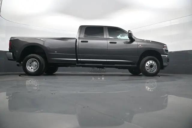 2025 Ram 3500 Tradesman Crew Cab 4x4 8' Box