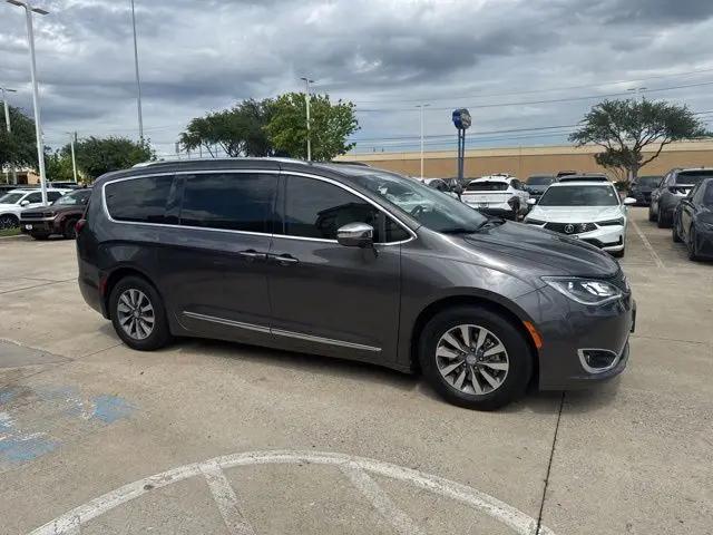 2020 Chrysler Pacifica Hybrid Limited