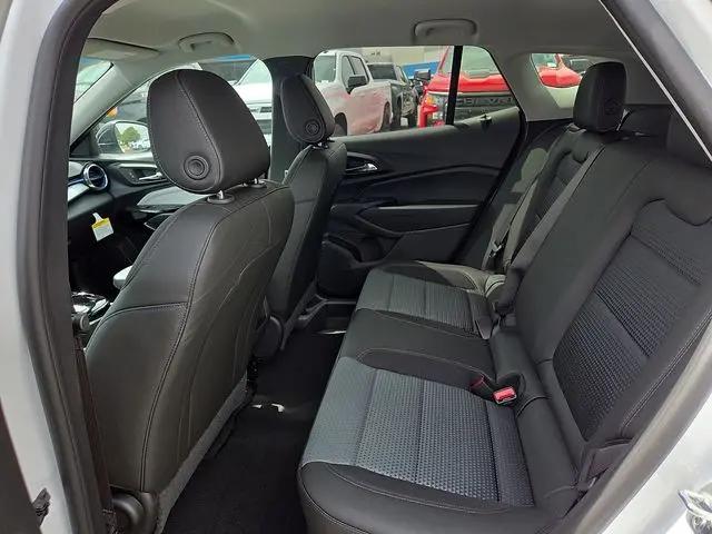 2026 Chevrolet Trax FWD LT