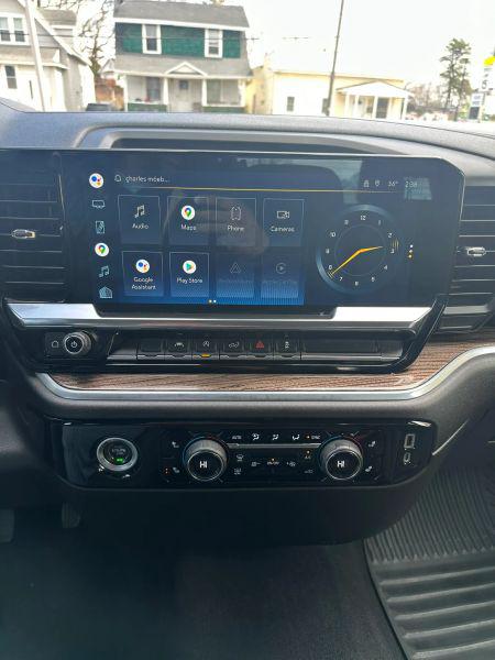 2022 Chevrolet Silverado 1500 4WD Crew Cab Short Bed LT with 2FL