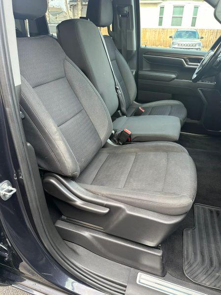 2022 Chevrolet Silverado 1500 4WD Crew Cab Short Bed LT with 2FL