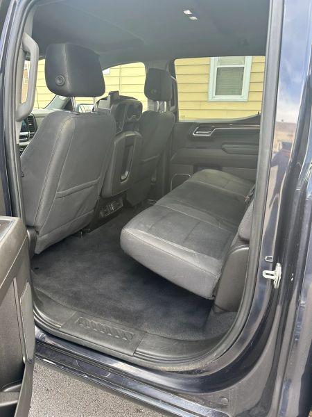 2022 Chevrolet Silverado 1500 4WD Crew Cab Short Bed LT with 2FL