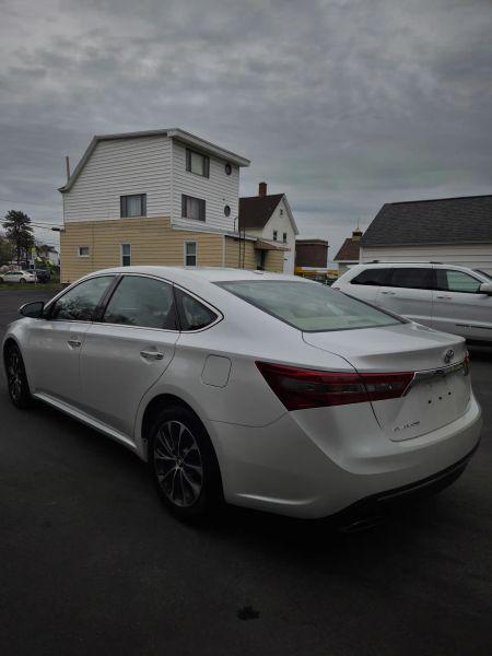 2017 Toyota Avalon XLE Premium
