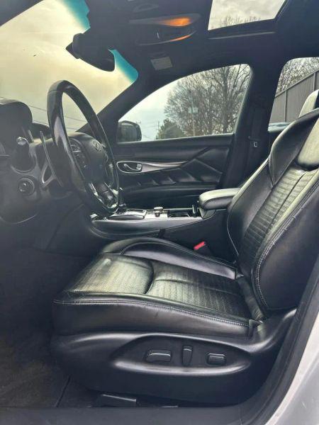 2015 INFINITI Q70 3.7X