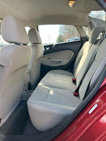 2015 Ford Fiesta SE