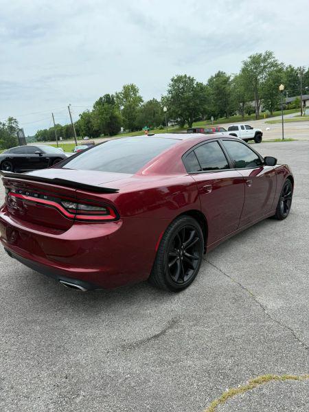 2018 Dodge Charger SXT RWD