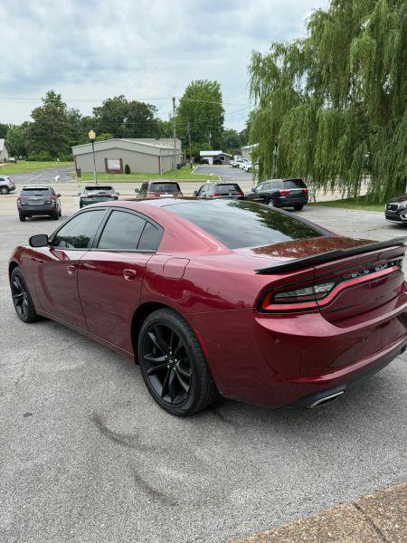 2018 Dodge Charger SXT RWD