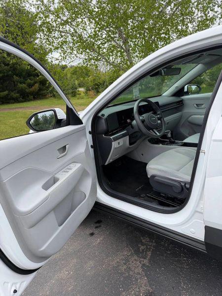 2024 Hyundai Kona SE