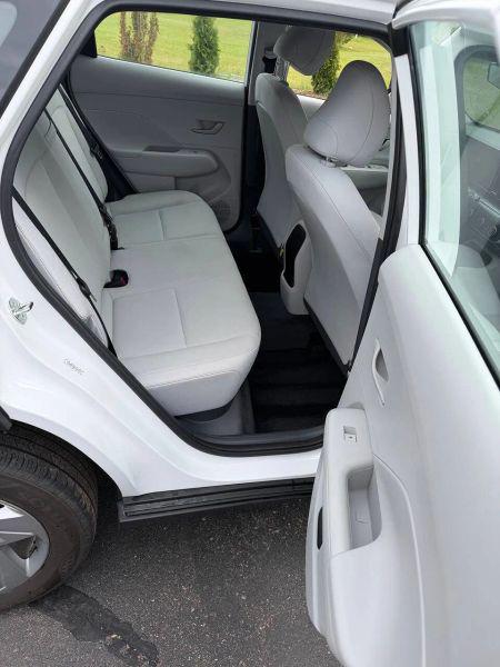 2024 Hyundai Kona SE
