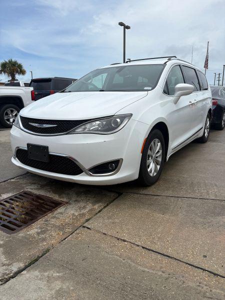 2018 Chrysler Pacifica Touring L for sale in Lafayette, LA