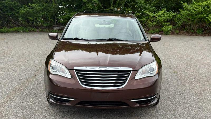 2013 Chrysler 200 Touring