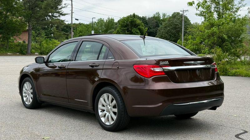 2013 Chrysler 200 Touring