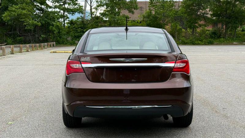 2013 Chrysler 200 Touring