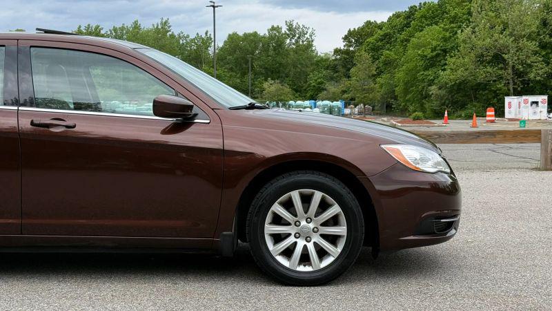2013 Chrysler 200 Touring
