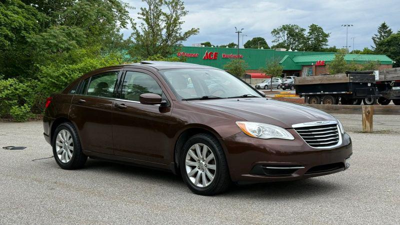 2013 Chrysler 200 Touring