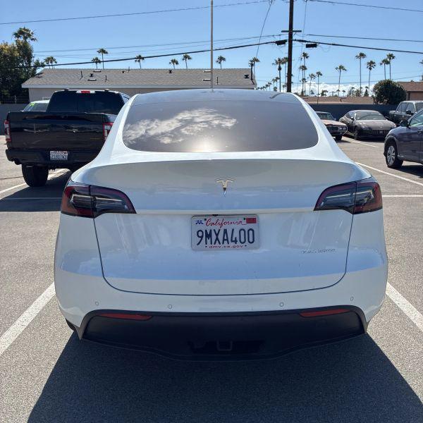 2021 Tesla Model Y Long Range Dual Motor All-Wheel Drive