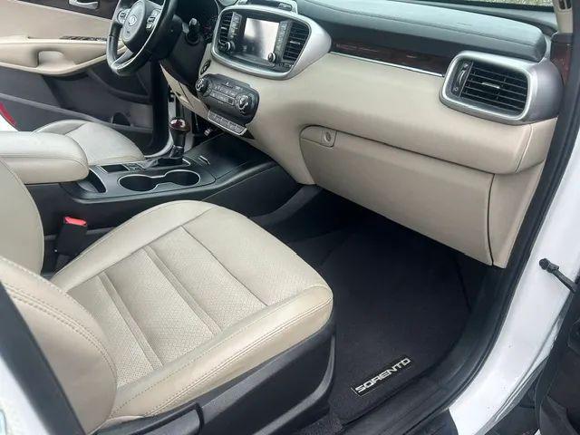 2017 Kia Sorento 2.4L LX