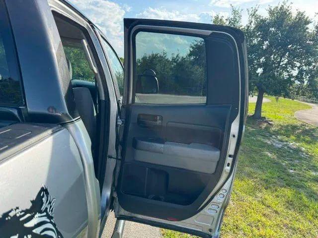 2010 Toyota Tundra Grade 5.7L V8