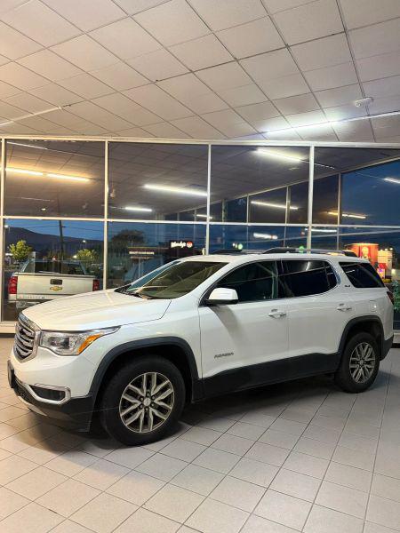 2017 GMC Acadia SLE-2
