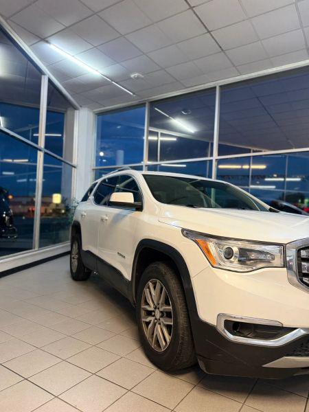 2017 GMC Acadia SLE-2